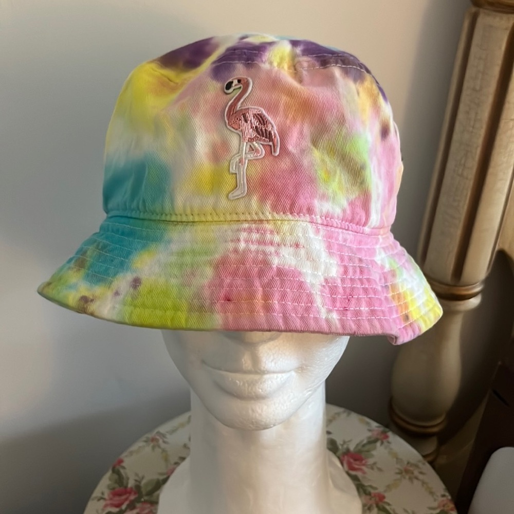 NEWHATTON tie-dye flamingo bucket hat
